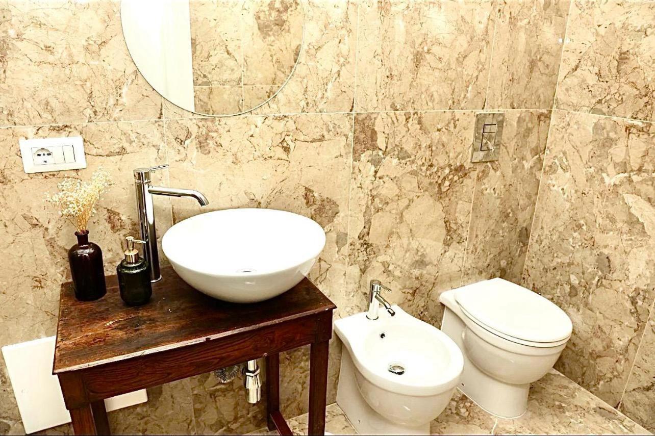 Bethel Come Casa Apartments Наполи Екстериор снимка