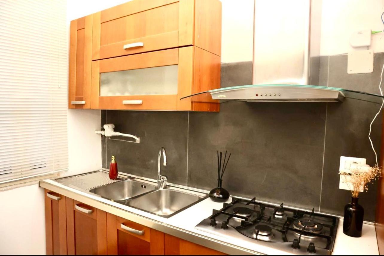 Bethel Come Casa Apartments Наполи Екстериор снимка
